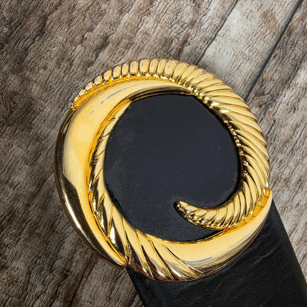 VINT Black Buffalo Calf Waist Leather Belt Gold Buckle Linda Allard Ellen Tracy